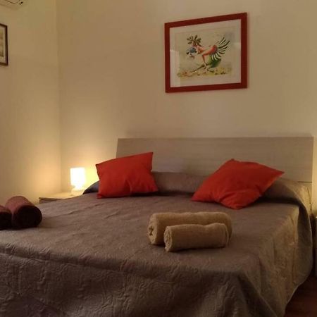 A Casa Di Lori Apartment คาตาเนีย ภายนอก รูปภาพ