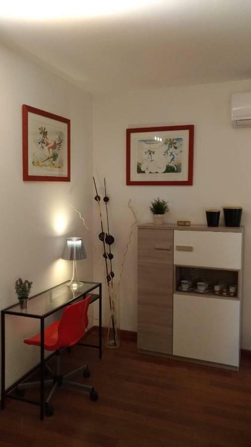A Casa Di Lori Apartment คาตาเนีย ภายนอก รูปภาพ